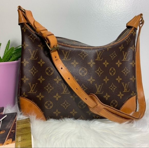 Authentic Louis Vuitton Boulogne 30 - Picture 7 of 13
